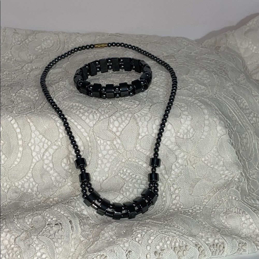 Elegant Hematite Necklace and Bracelet Set